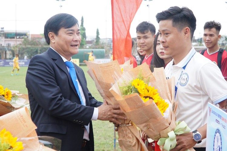 Giải bóng đá Thanh Niên sinh viên VN: Đương kim vô địch Đại học Huế bị cầm hòa ngay trận ra quân - Anh 3