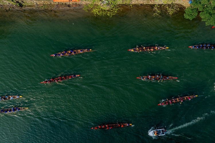Sôi động giải đua ghe truyền thống trên sông Hương - Anh 3