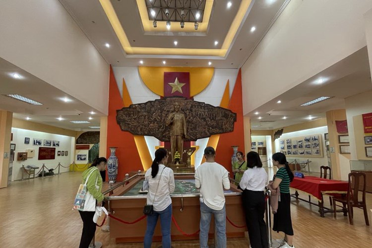 Quảng Nam: Phát huy hiệu quả Khu DTLS cách mạng Trung Trung bộ - Nước Oa, Nhà lưu niệm cụ Huỳnh Thúc Kháng - Anh 1