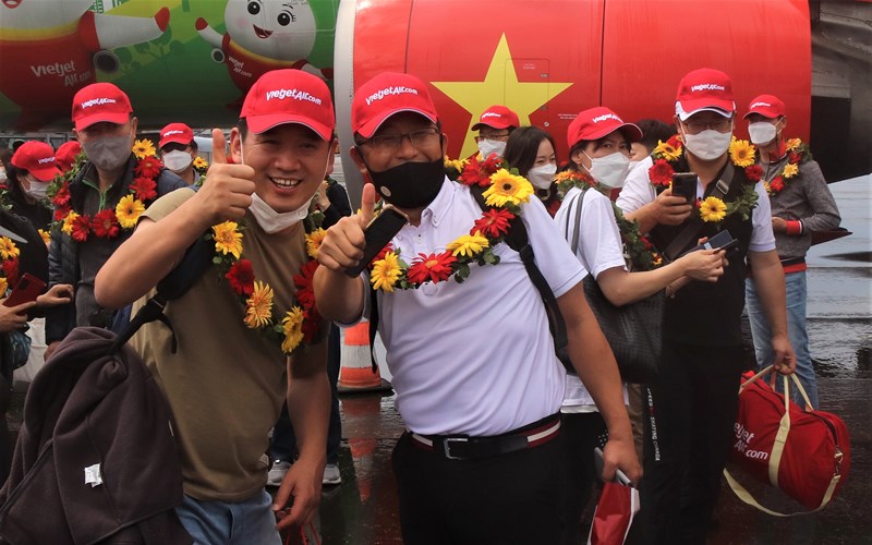 Hiệp hội Du lịch Việt Nam kiến nghị Thủ tướng về việc khôi phục du lịch quốc tế - Anh 1