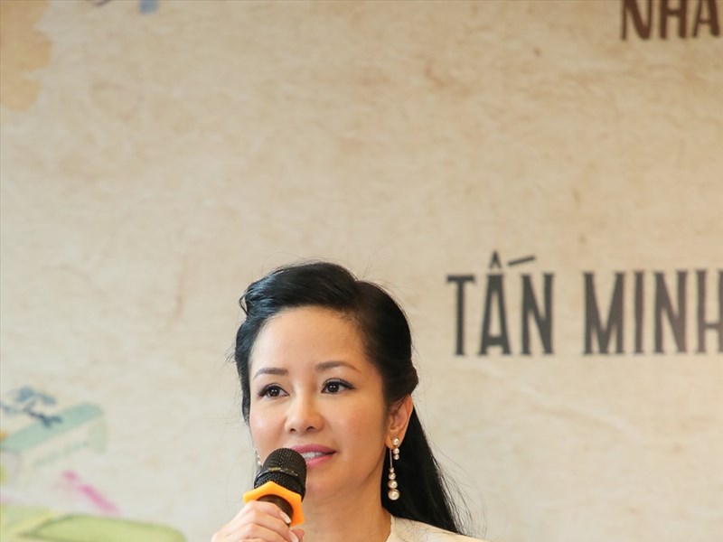 Diva Hồng Nhung: 