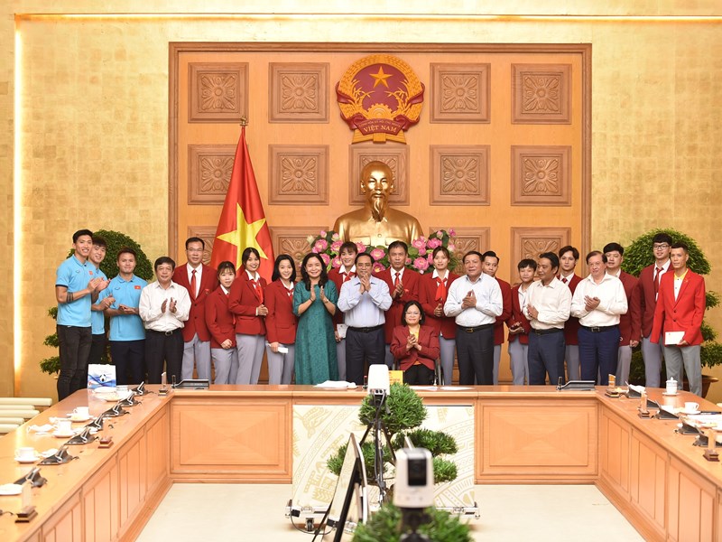Thủ tướng: Tinh thần thi đấu của chúng ta ngày càng kiên cường, thể hiện niềm tự hào, vị thế của Việt Nam - Anh 4
