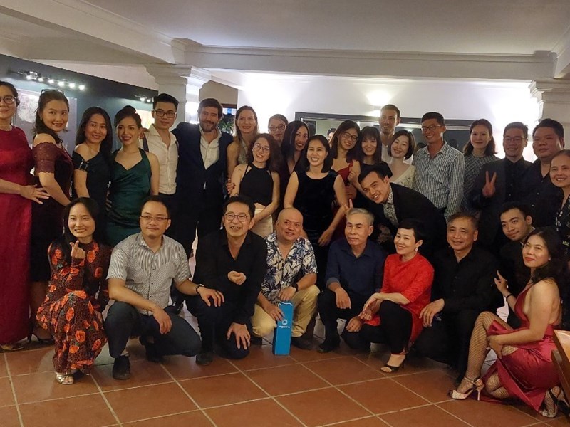Vũ điệu Tango sôi động ở Việt Nam - Anh 2