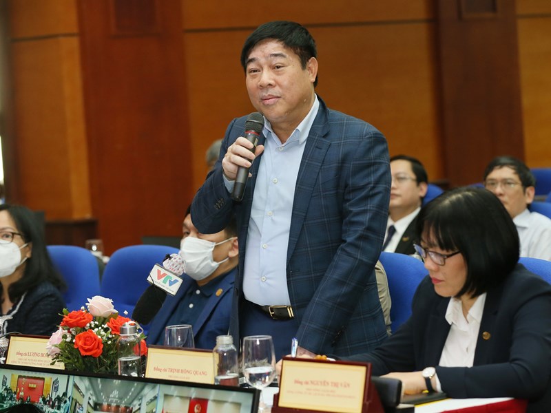 Bộ trưởng Nguyễn Văn Hùng: Đây là thời điểm chín muồi để mở cửa toàn bộ du lịch quốc tế - Anh 9