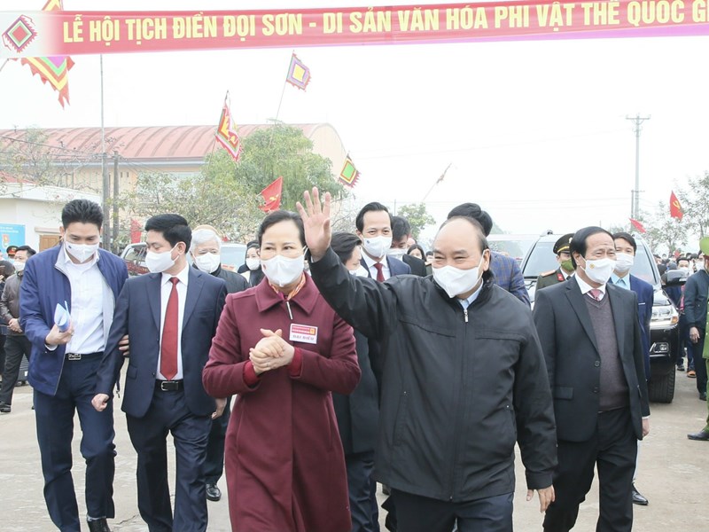 Chủ tịch nước Nguyễn Xuân Phúc dự Lễ hội Tịch điền - Anh 1