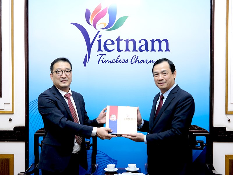 Tăng cường hợp tác, xúc tiến du lịch giữa Việt Nam - Hàn Quốc - Anh 2