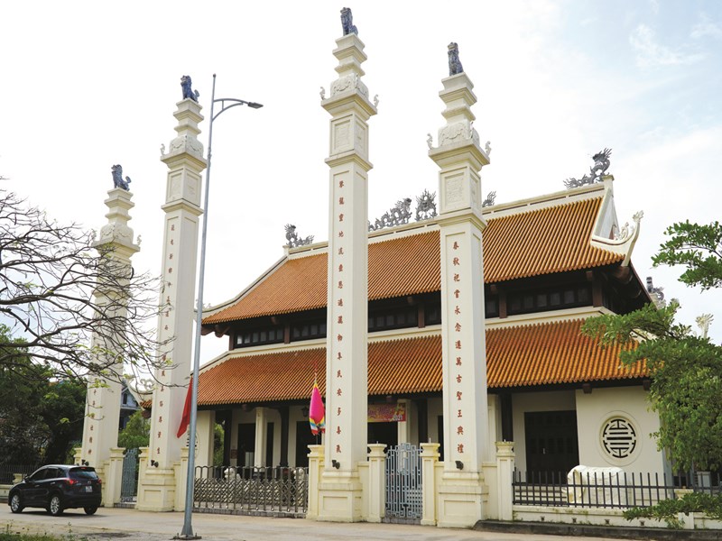 Ba Đồn tổ chức lễ đón nhận bằng xếp hạng di tích lịch sử cấp tỉnh đình làng Phan Long - Anh 3