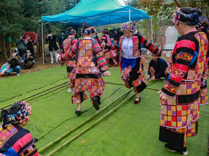 Nghi lễ cúng tổ tiên của dân tộc Lô Lô huyện Mèo Vạc - Anh 11