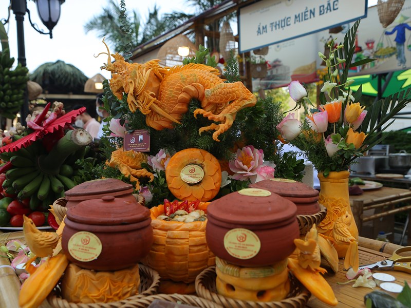 Tinh hoa ẩm thực dân tộc qua bàn tay các nghệ nhân Việt - Anh 7