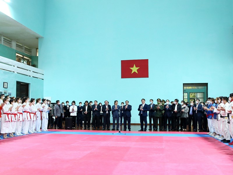 Thủ tướng động viên Đoàn thể thao Việt Nam và kiểm tra công tác chuẩn bị SEA Games 31: Thi đấu hết mình là thành tích lớn nhất - Anh 3
