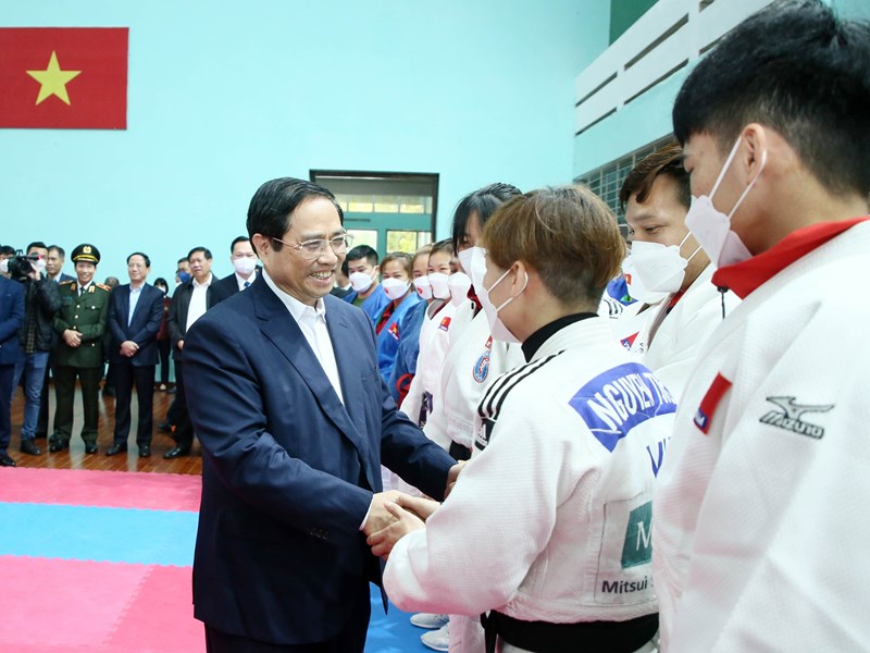 Thủ tướng động viên Đoàn thể thao Việt Nam và kiểm tra công tác chuẩn bị SEA Games 31: Thi đấu hết mình là thành tích lớn nhất - Anh 2