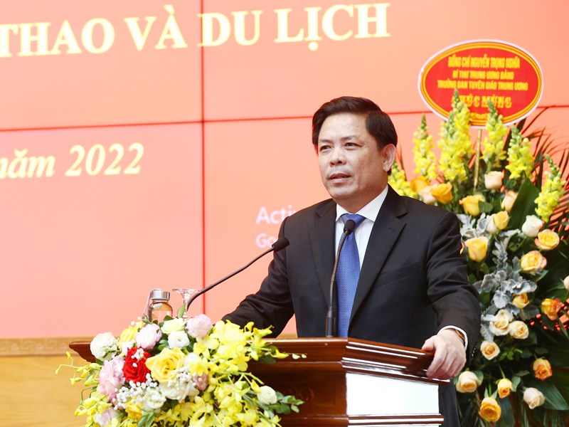Thủ tướng dự Lễ trao Huy hiệu 40 năm tuổi Đảng tặng Bộ trưởng Bộ VHTTDL Nguyễn Văn Hùng - Anh 10