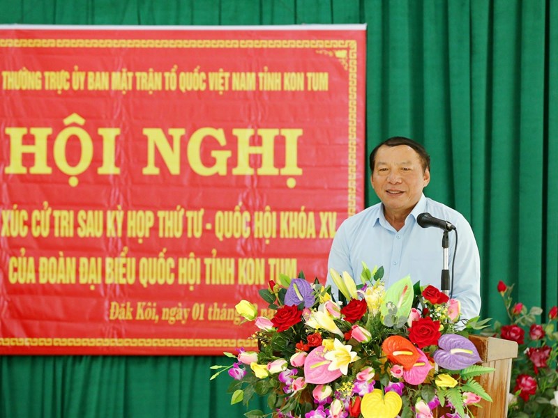 Tiếp xúc cử tri tại Kon Tum, Bộ trưởng Bộ VHTTDL Nguyễn Văn Hùng: Phải giữ cho bằng được văn hóa của đồng bào Xơ Đăng bản địa - Anh 9