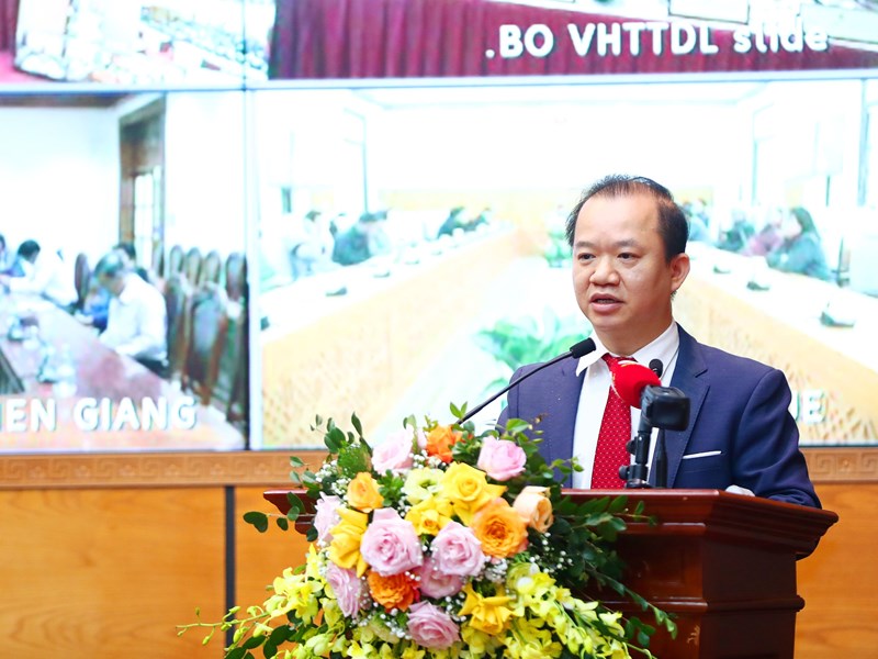 Bộ trưởng Nguyễn Văn Hùng: Văn hoá và công nghiệp văn hoá phải song hành cùng nền kinh tế thị trường, tạo ra lợi ích cho quốc gia - Anh 7
