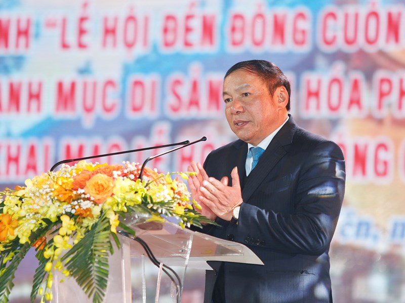 Bộ trưởng Nguyễn Văn Hùng: Yên Bái cần xây dựng Đề án Bảo tồn và phát huy giá trị di sản Lễ hội đền Đông Cuông - Anh 2
