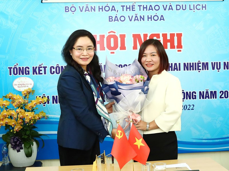 Thứ trưởng Trịnh Thị Thuỷ: Báo Văn Hoá nâng cao chất lượng chuyên môn, xứng đáng là cơ quan ngôn luận, dẫn đầu, dẫn nguồn của Bộ VHTTDL - Anh 4