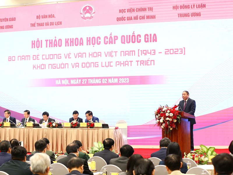 Bộ trưởng Nguyễn Văn Hùng: Tiếp tục tạo ra được sự bứt phá mạnh mẽ trong phát triển văn hóa, xây dựng toàn diện con người Việt Nam - Anh 1