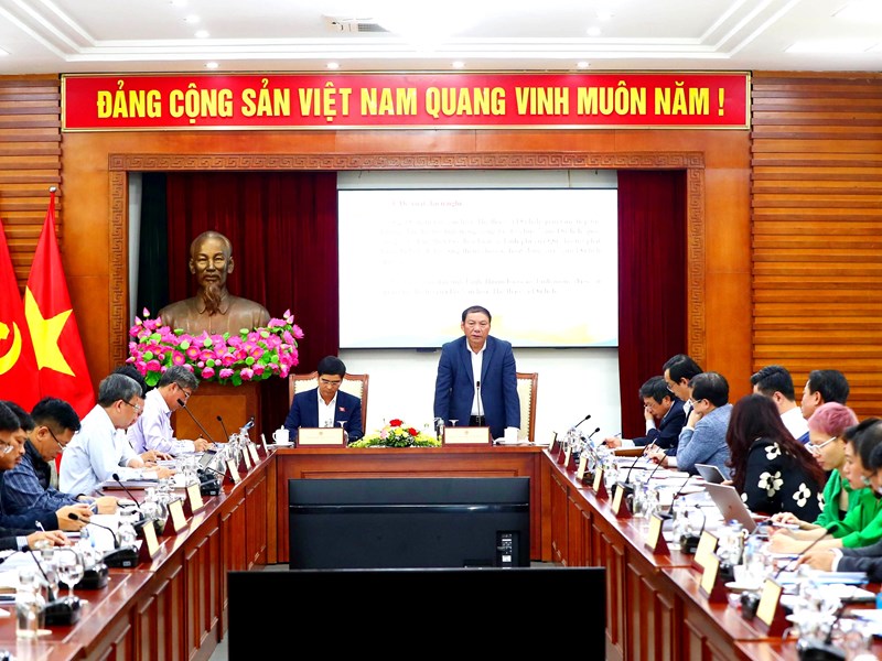Bộ trưởng Nguyễn Văn Hùng: Đẩy mạnh truyền thông các sự kiện của Năm Du lịch quốc gia 2023 - Anh 1