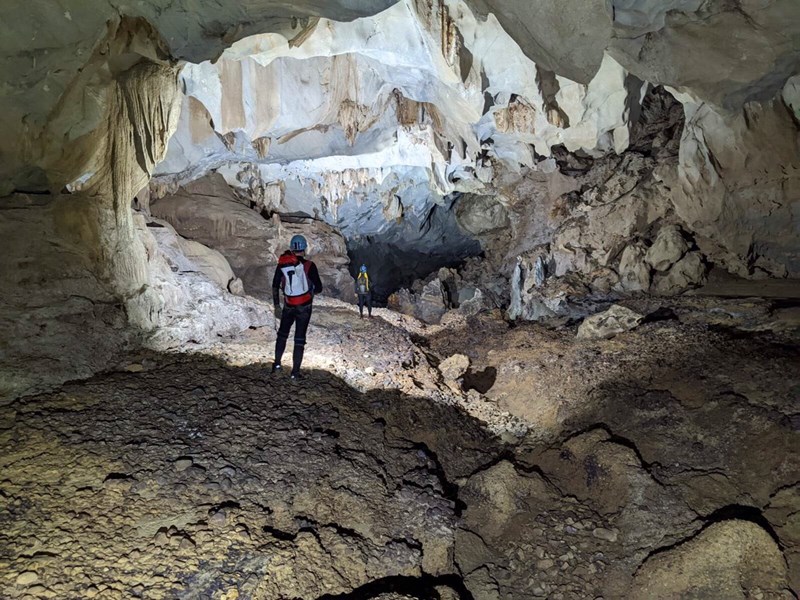 Phát hiện thêm hệ thống hang động nguyên sơ với thạch nhũ độc đáo ở Quảng Bình - Anh 6