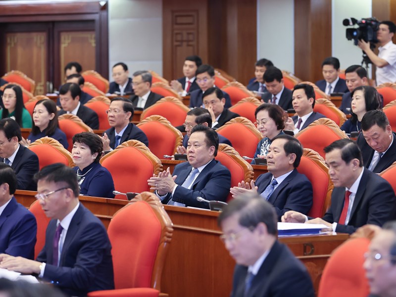 Phát biểu của Tổng Bí thư Nguyễn Phú Trọng khai mạc Hội nghị giữa nhiệm kỳ Ban Chấp hành Trung ương Đảng khóa XIII - Anh 3