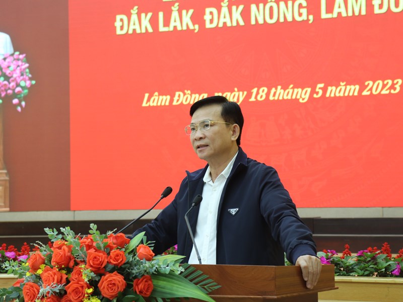 Bộ trưởng Nguyễn Văn Hùng dẫn đầu đoàn công tác Chính phủ làm việc với ba tỉnh Tây Nguyên - Anh 5