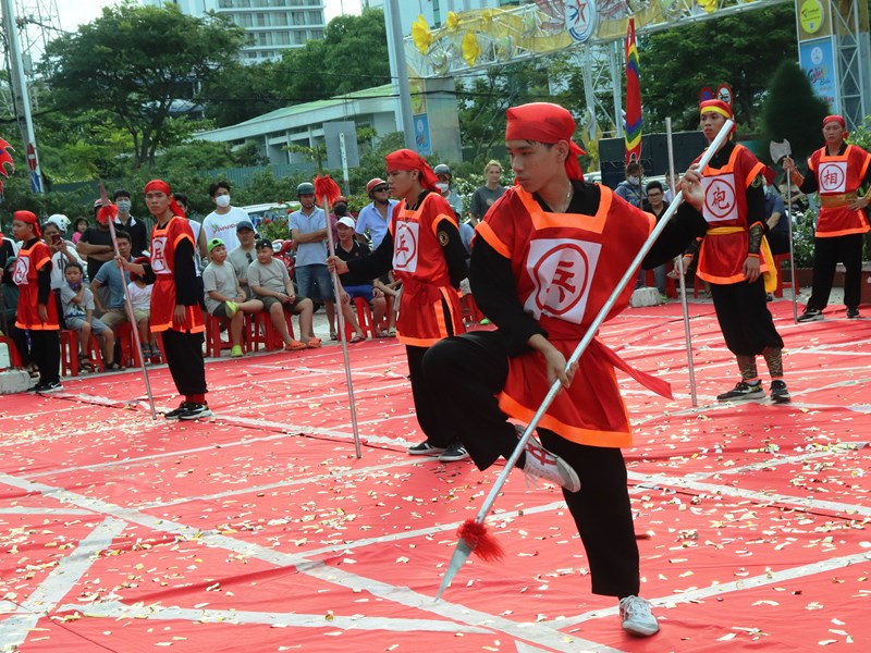 Khánh Hòa: Hội thi cờ người thu hút đông đảo người dân, du khách - Anh 4