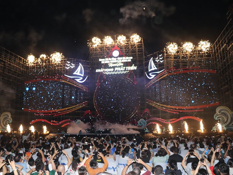 Festival Biển Nha Trang-Khánh Hòa 2023: Thu hút hơn 450.000 lượt du khách tham quan - Anh 1