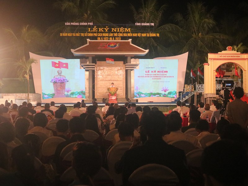 Xúc động Lễ kỷ niệm 50 năm ngày ra mắt Trụ sở Chính phủ Cách mạng lâm thời Cộng hòa miền Nam Việt Nam - Anh 1