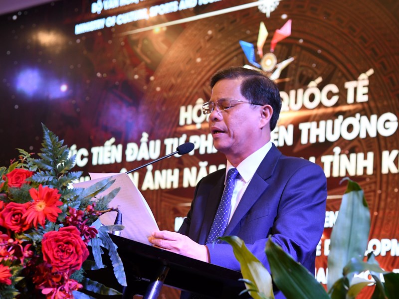 Bộ trưởng Nguyễn Văn Hùng: Tăng cường hợp tác điện ảnh với du lịch, quảng bá mạnh mẽ điểm đến du lịch Việt Nam - Anh 2