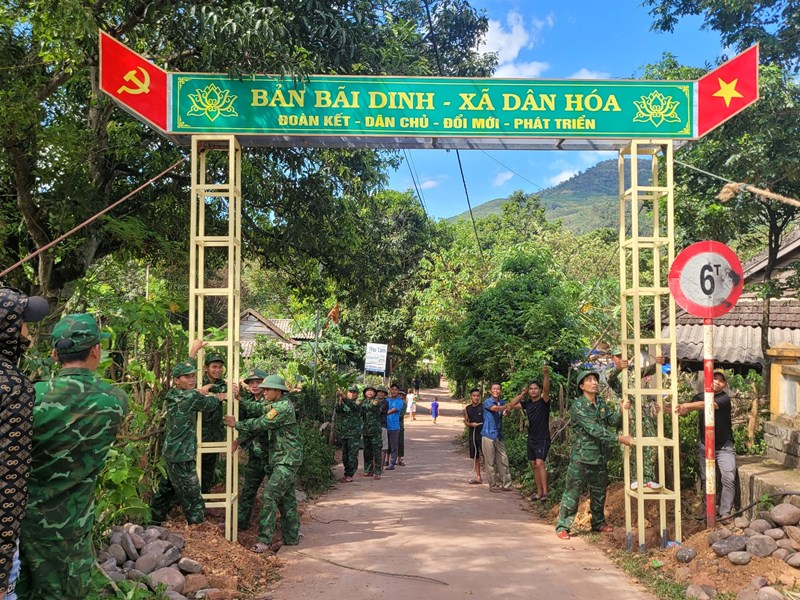 “Cổng chào vùng biên” gắn kết tình quân dân nơi biên giới - Anh 3