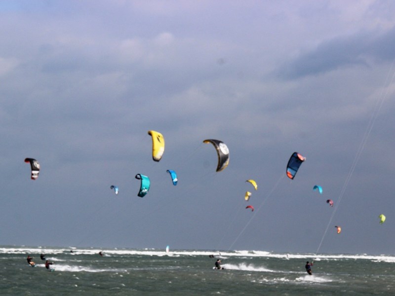 Sẵn sàng tổ chức Giải Lướt ván diều Ninh Thuận - Bình Thuận mở rộng năm 2023 - Anh 1