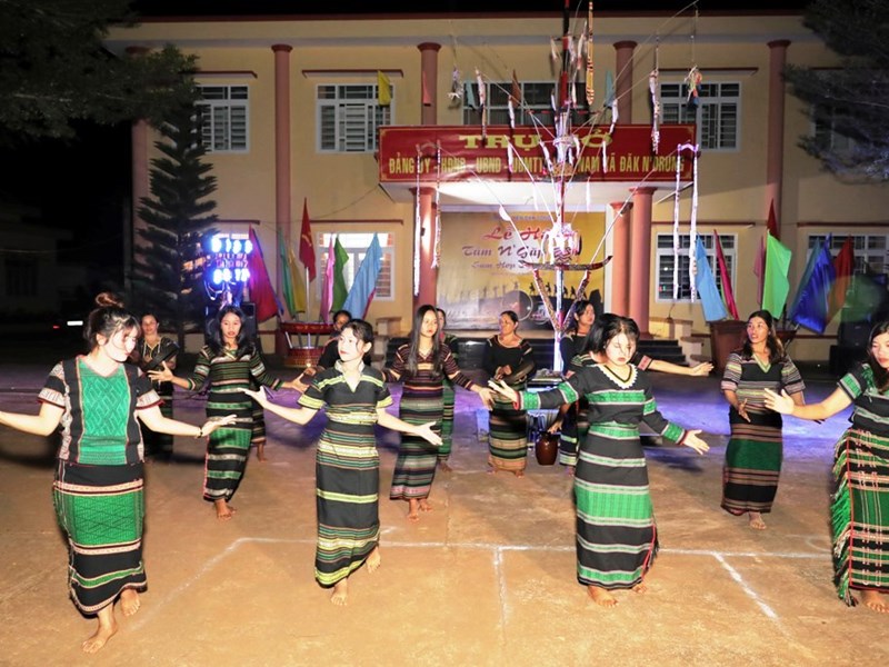 Đắk Nông: Độc đáo Lễ hội sum họp cộng đồng của đồng bào M’Nông - Anh 2