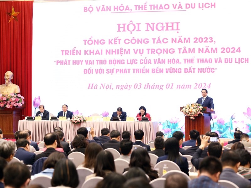 Thủ tướng Phạm Minh Chính: Phát huy tối đa sức mạnh văn hóa, con người Việt Nam, vững bước đi lên - Anh 2