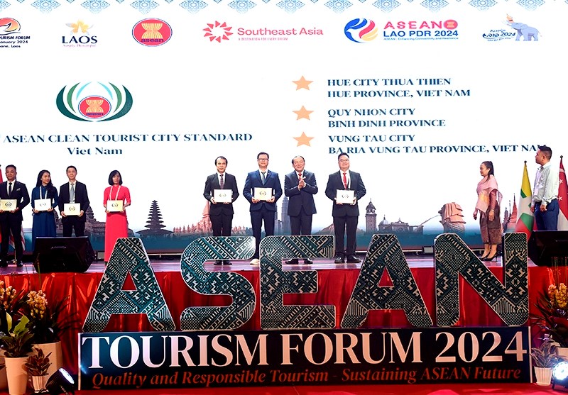 Giải thưởng Du lịch ASEAN 2024: 25 địa phương, khách sạn, đơn vị của Việt Nam được tôn vinh - Anh 3