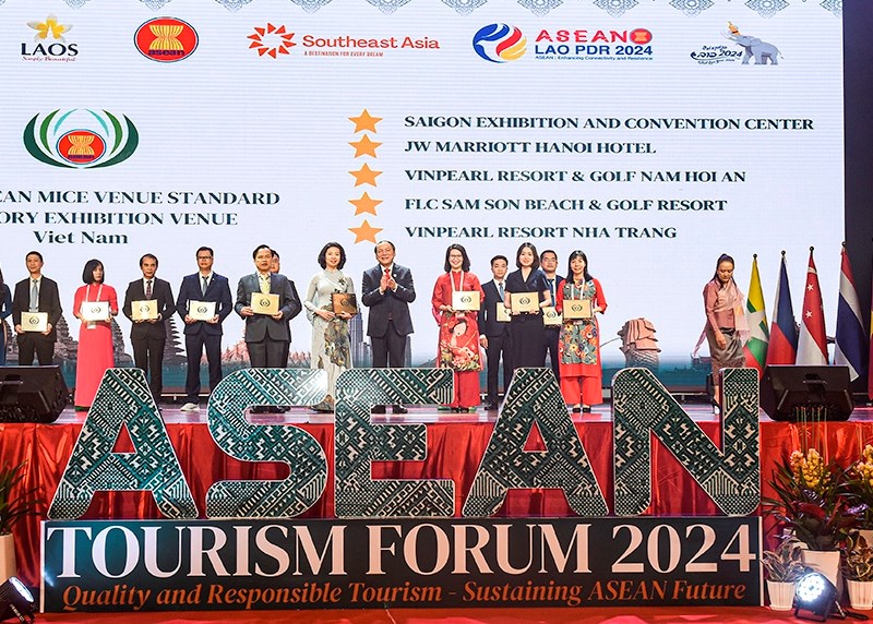 Giải thưởng Du lịch ASEAN 2024: 25 địa phương, khách sạn, đơn vị của Việt Nam được tôn vinh - Anh 5