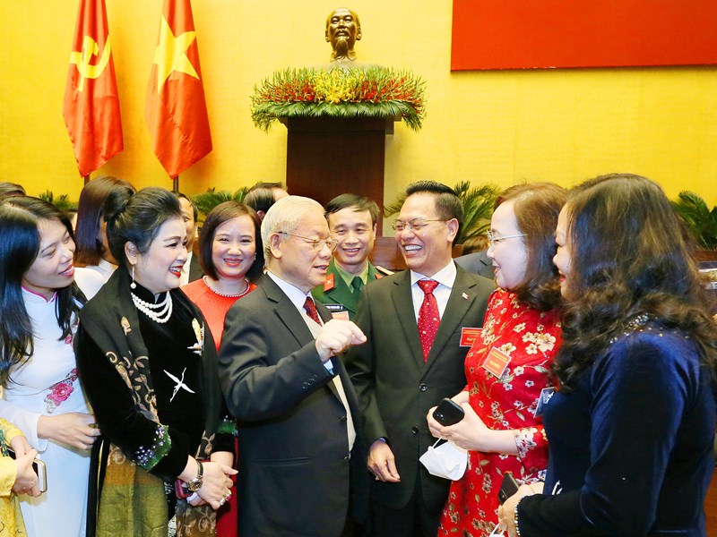 Bộ trưởng Bộ VHTTDL Nguyễn Văn Hùng: 