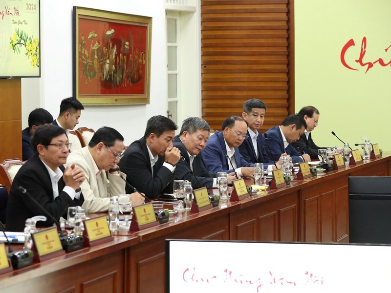 Bộ trưởng Nguyễn Văn Hùng:  Nỗ lực thúc đẩy khát vọng xây dựng toàn ngành ngày càng phát triển - Anh 8