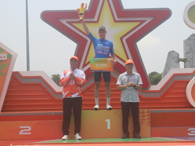 Cua-rơ Ivannov Timofei tiếp tục giữ áo vàng sau 9 chặng thi đấu Cuộc đua xe đạp toàn quốc - Anh 3