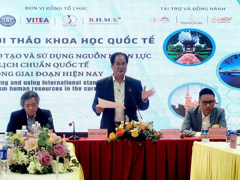Nhân lực có chất lượng cao đang là thách thức lớn đối với du lịch Việt Nam - Anh 1