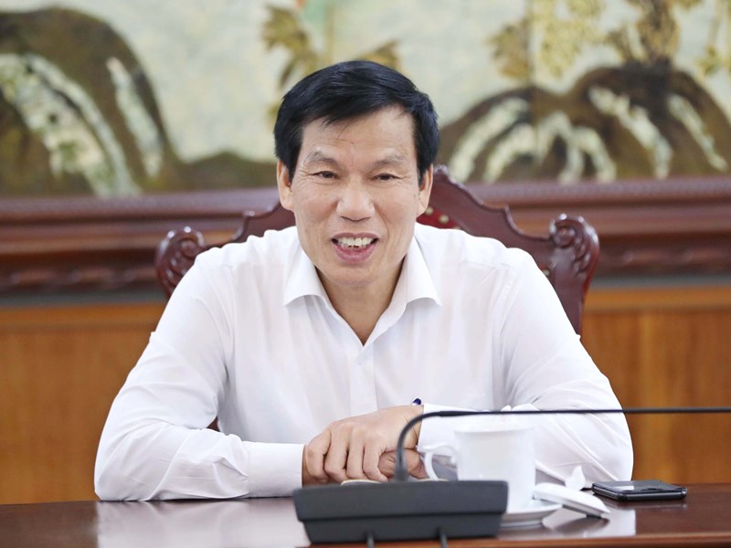 Bộ trưởng Nguyễn Ngọc Thiện: “Bám sát các quy định trong quá trình xét tặng danh hiệu” - Anh 1