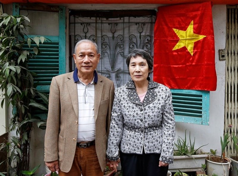 Chuyện tình xuyên biên giới lay động của cặp đôi Việt Nam - Triều Tiên - Anh 1