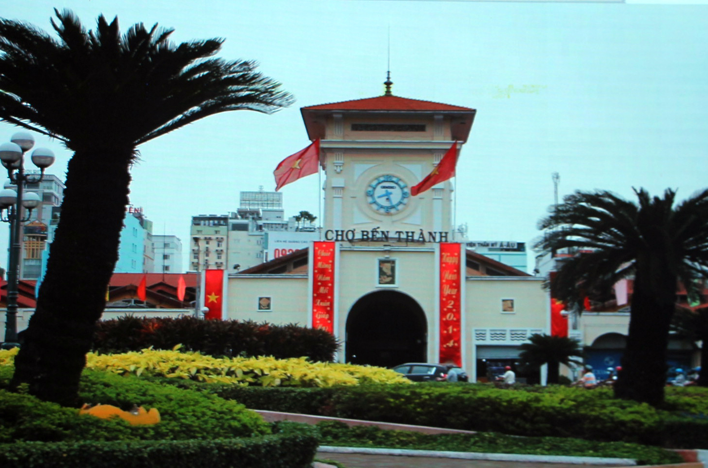 ទីក្រុងហូជីមិញ ប្រគល់វិញ្ញាបនបត្រចំណាត់ថ្នាក់ដល់វត្ថុបុរាណស្ថាបត្យកម្ម និងសិល្បៈចំនួន៥ - រូបថត ១