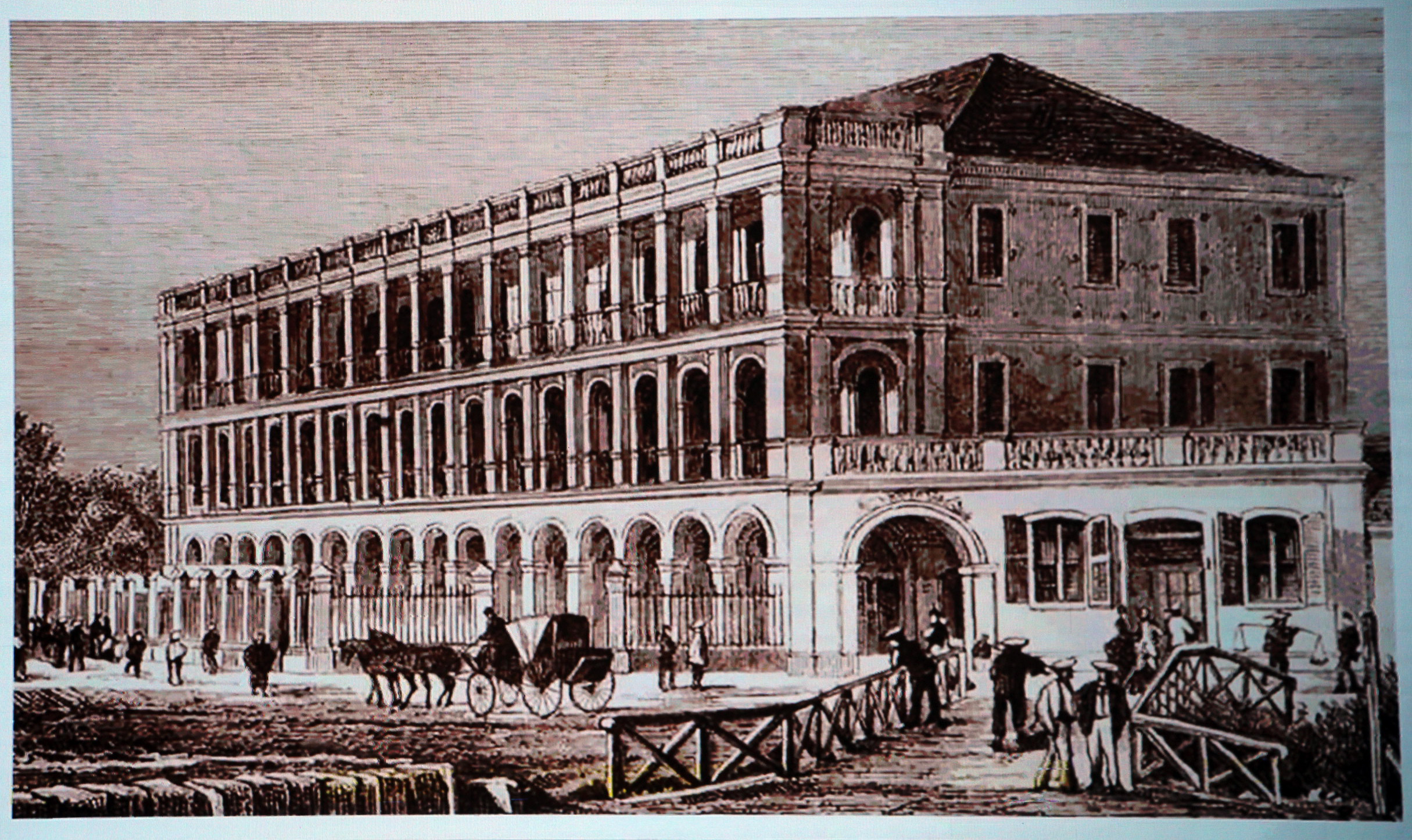 ទីក្រុងហូជីមិញ ប្រគល់វិញ្ញាបនបត្រចំណាត់ថ្នាក់ដល់វត្ថុបុរាណស្ថាបត្យកម្ម និងសិល្បៈចំនួន ៥ - រូបថត ៧