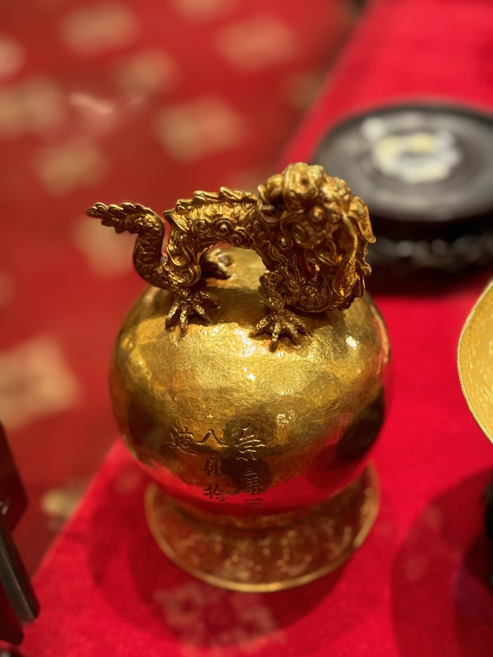 Se propone que el sello dorado
