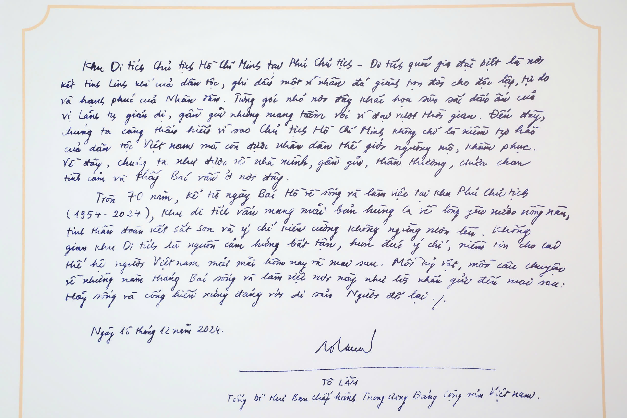 Emosi yang mendalam di Tapak Peninggalan Uncle Ho - foto 4