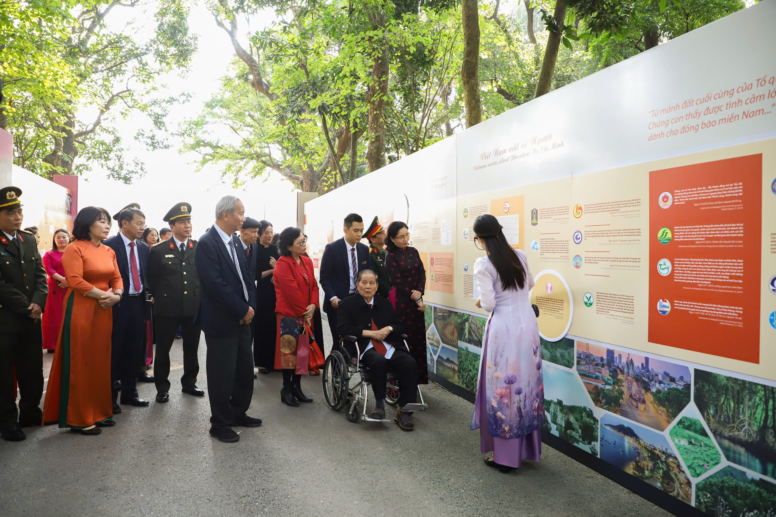 Emosi yang mendalam di Tapak Peninggalan Uncle Ho - foto 5