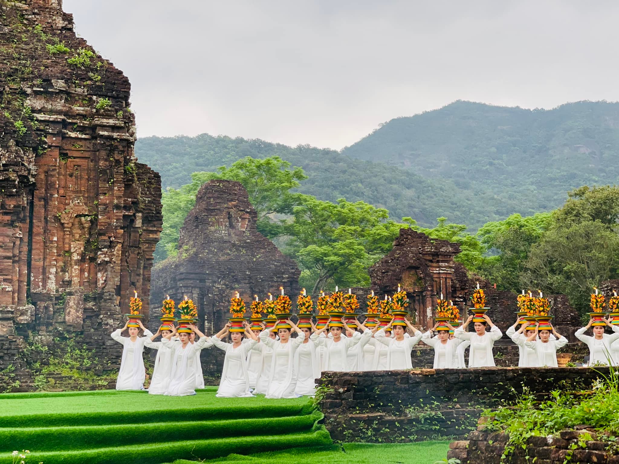 Taller sobre el complejo del templo My Son y los patrimonios culturales mundiales en el centro de Vietnam - foto 4