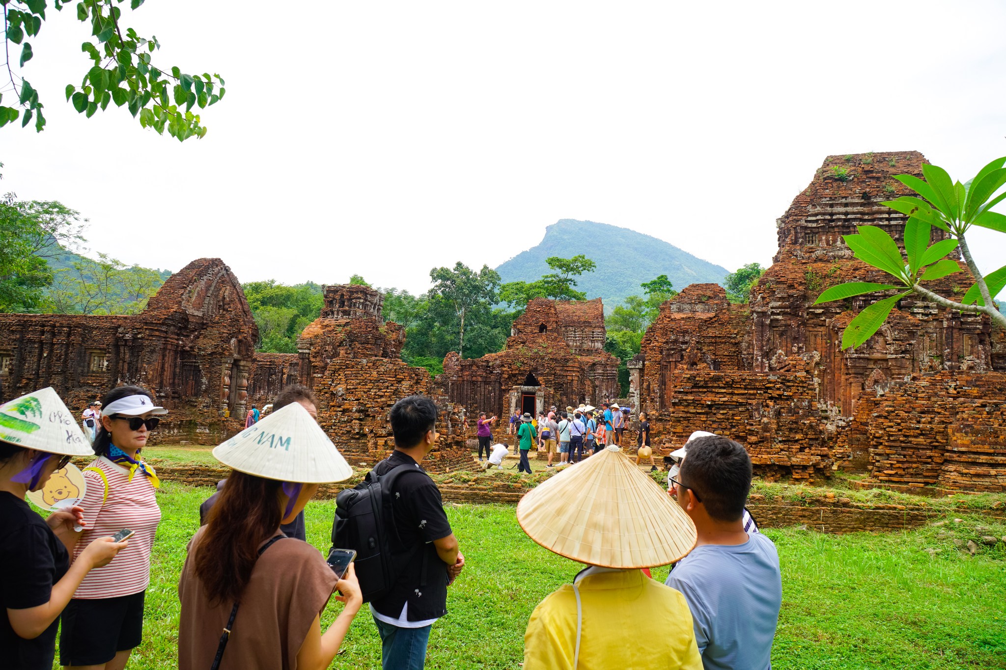 Taller sobre el complejo del templo My Son y los patrimonios culturales mundiales en el centro de Vietnam - foto 3