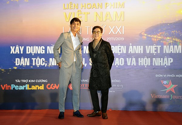 Đông đảo nghệ sĩ hội tụ tại bế mạc Liên hoan phim Việt Nam lần thứ XXI - ảnh 7