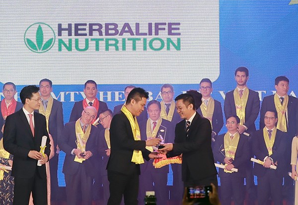 Herbalife lần thứ tư liên tiếp nhận Giải thưởng Rồng Vàng - ảnh 1